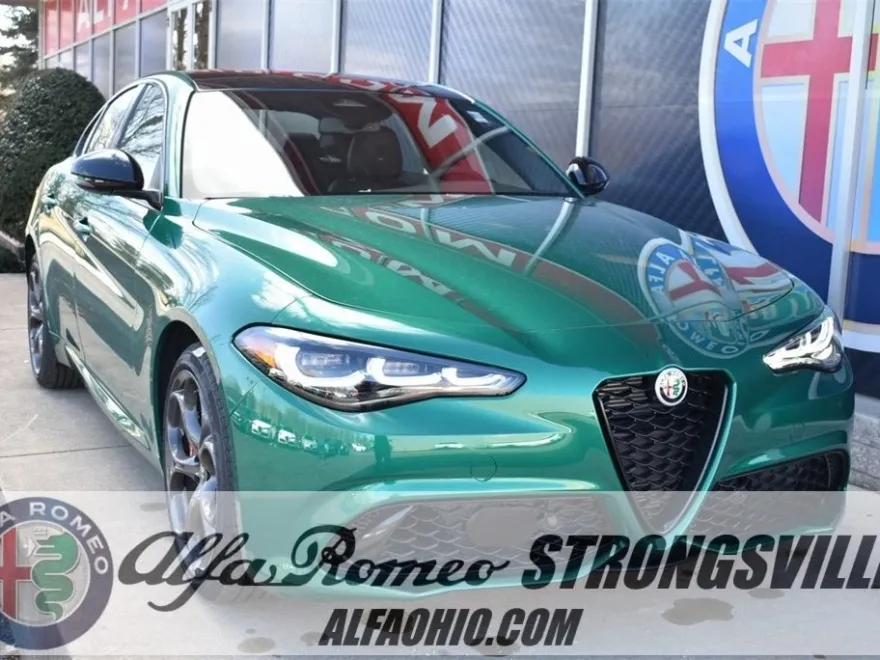 2025 Alfa Romeo Giulia SPRINT photo 1