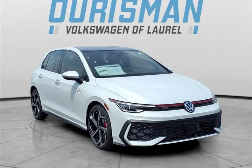 2025 Volkswagen Golf GTI SE photo 1