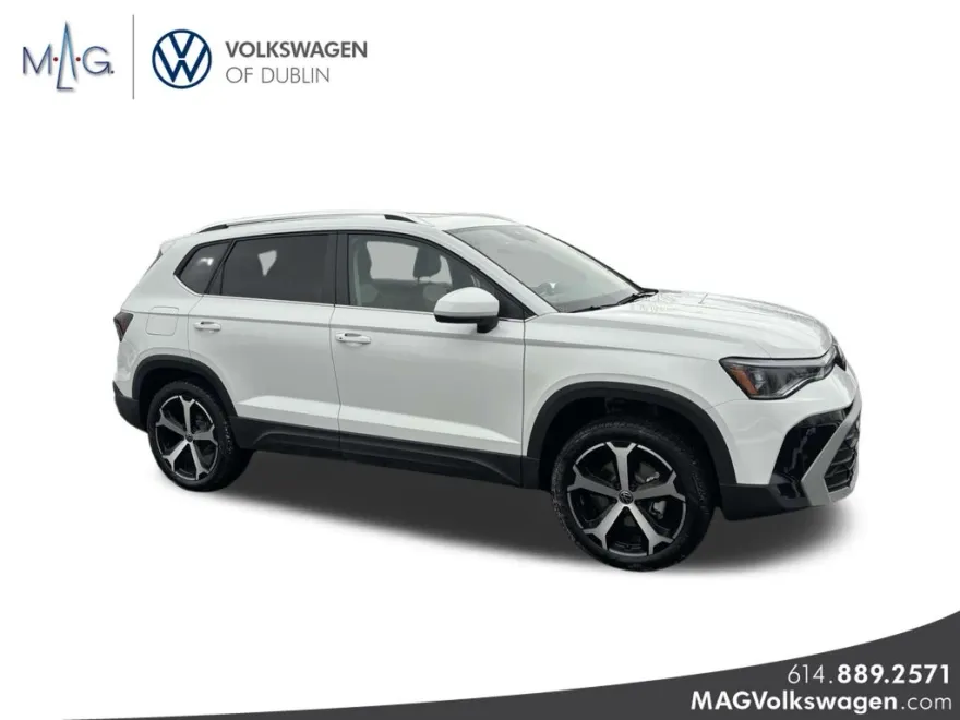 2025 Volkswagen Taos SEL photo 1