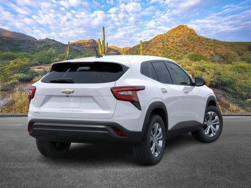 2026 Chevrolet Trax LS photo 1