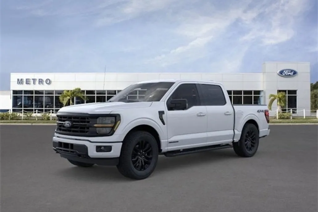 2025 Ford F-150 XLT photo 1