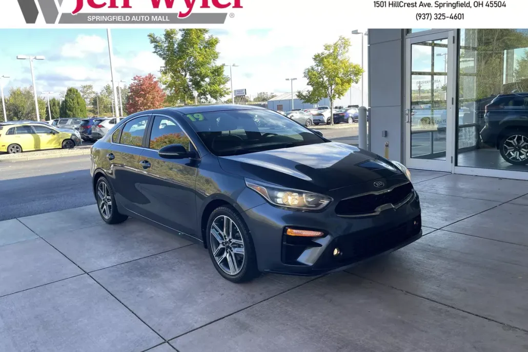 2019 Kia Forte EX photo 1