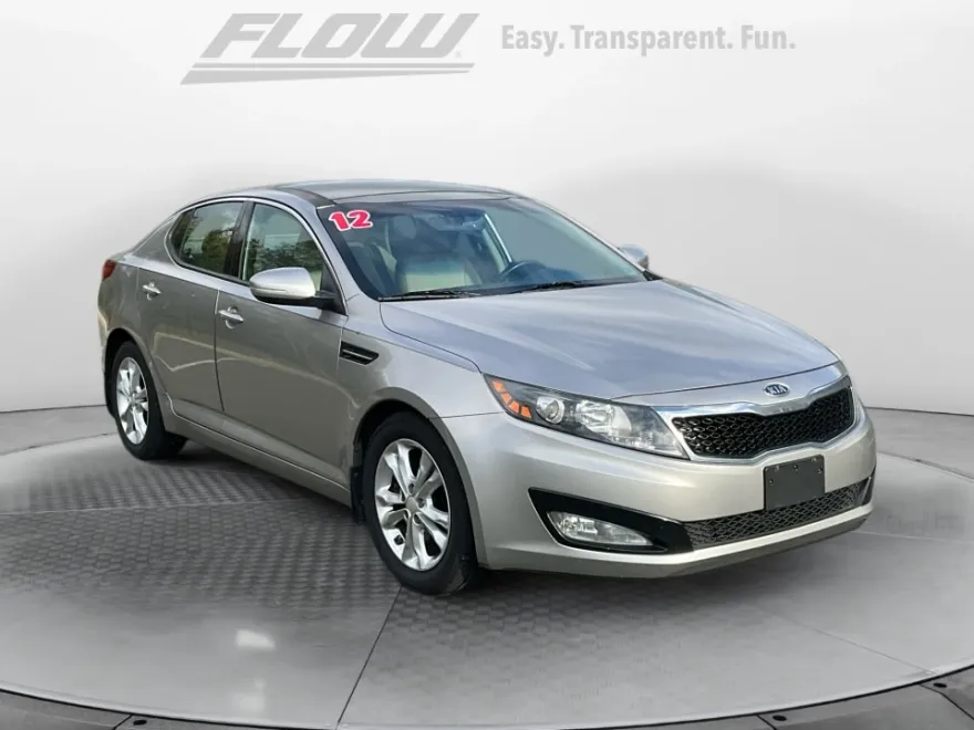 2012 Kia Optima EX photo 1