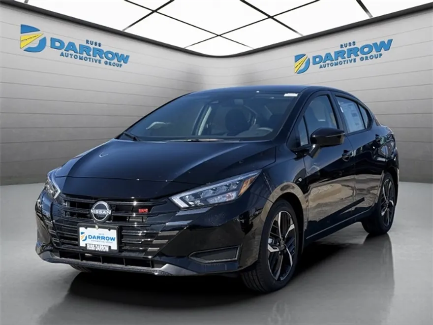 2025 Nissan Versa 1.6 SR photo 1