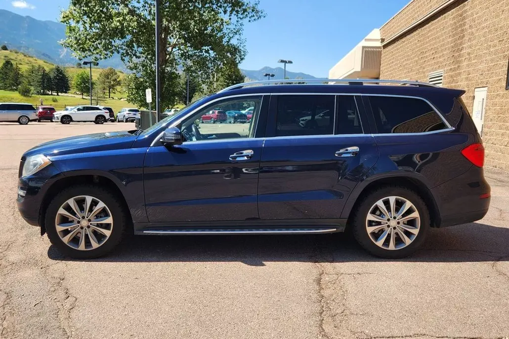 2015 Mercedes Benz GL 350 BlueTEC photo 1