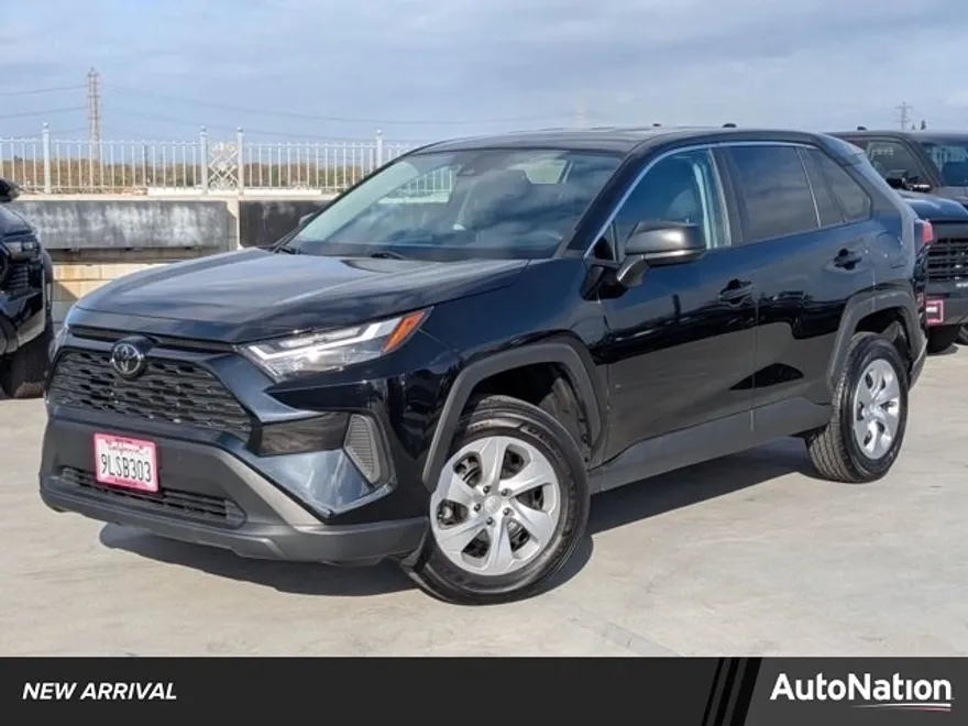 2024 Toyota RAV4 LE Sport photo 1