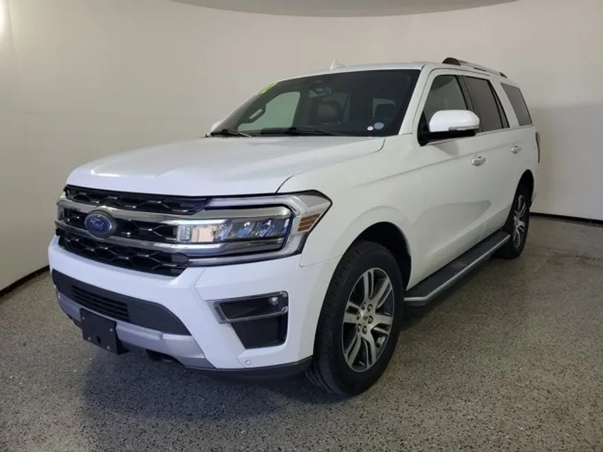 2022 Ford Expedition Limited photo 1