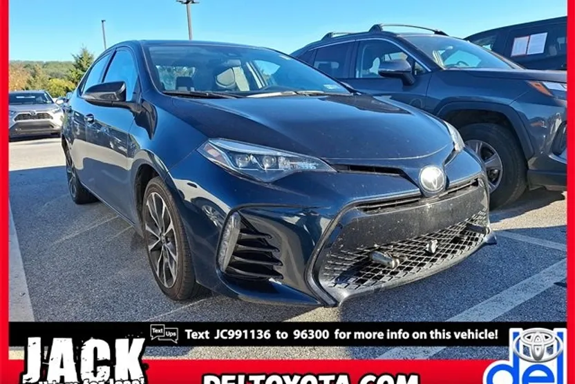 2018 Toyota Corolla XLE XSE photo 1