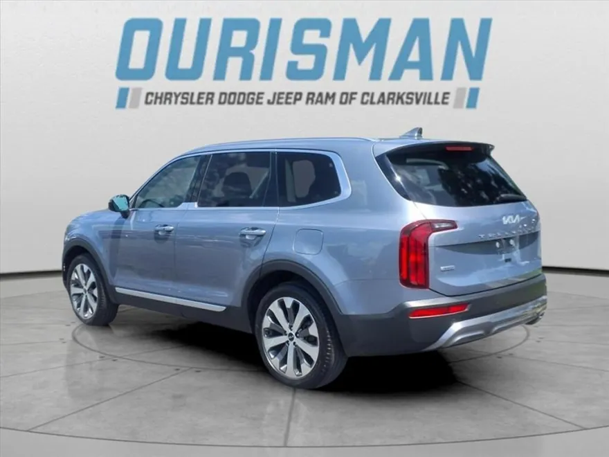 2022 Kia Telluride S photo 1