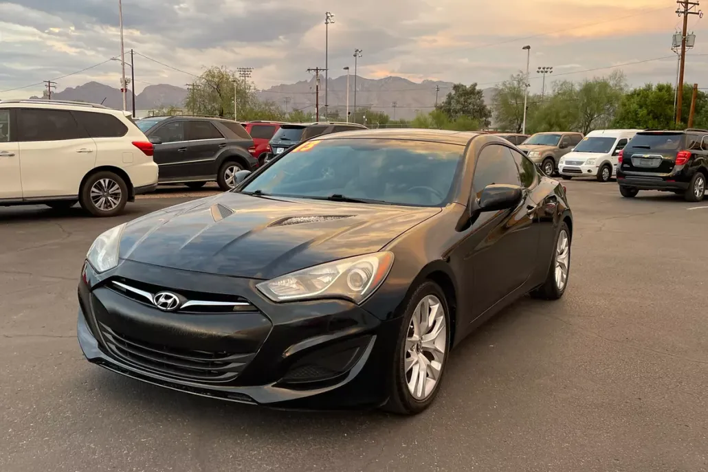 2013 Hyundai Genesis Coupe 2.0T Premium photo 1