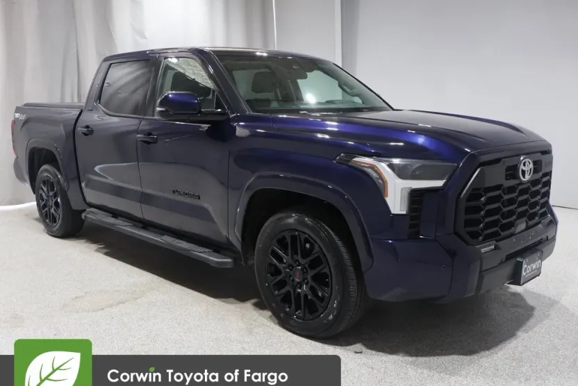 2022 Toyota Tundra SR5 photo 1
