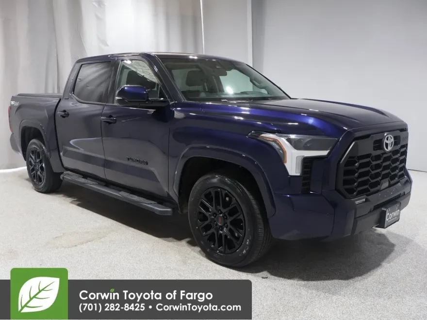2022 Toyota Tundra SR5 photo 1