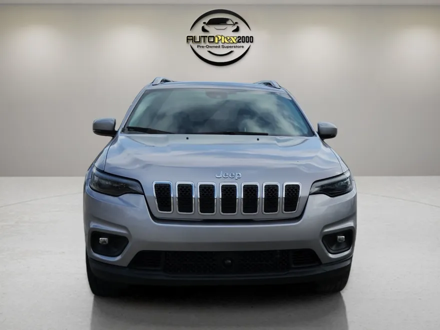 2021 Jeep Cherokee Latitude Lux photo 1