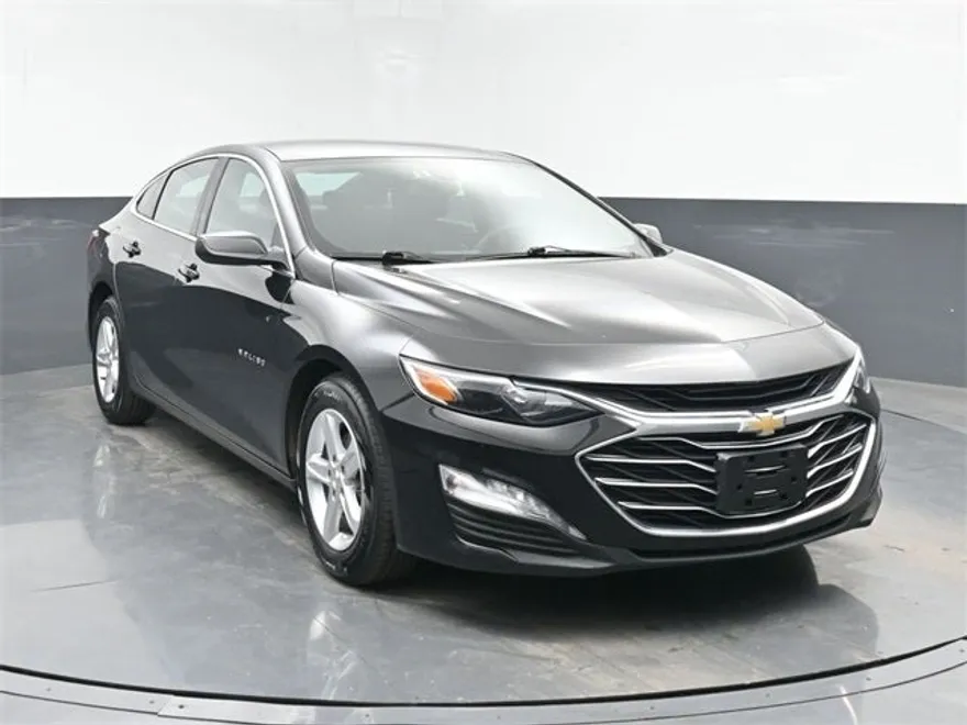 2022 Chevrolet Malibu 1LT photo 1