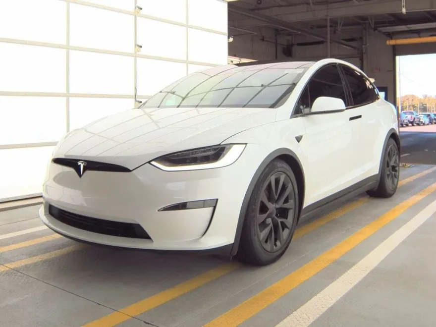 2023 Tesla Model X photo 1