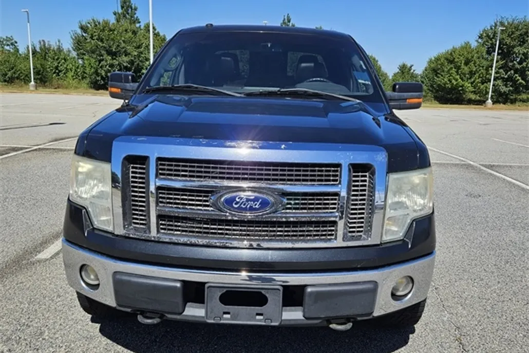 2010 Ford F-150 Lariat photo 1