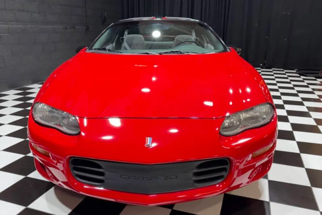 1998 Chevrolet Camaro Z28 photo 1