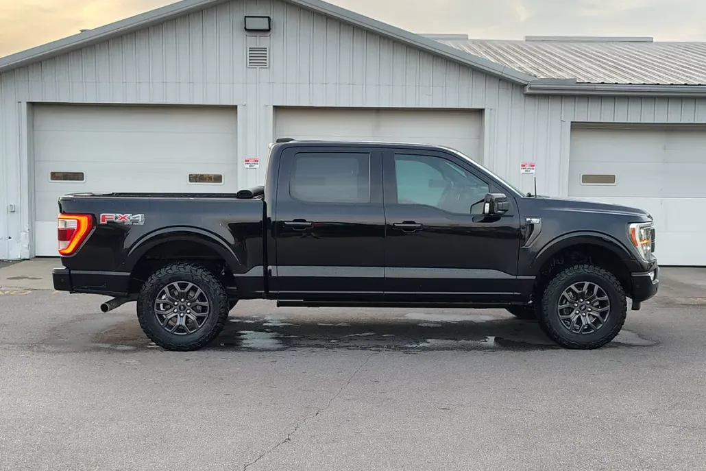 2021 Ford F-150 Lariat photo 1