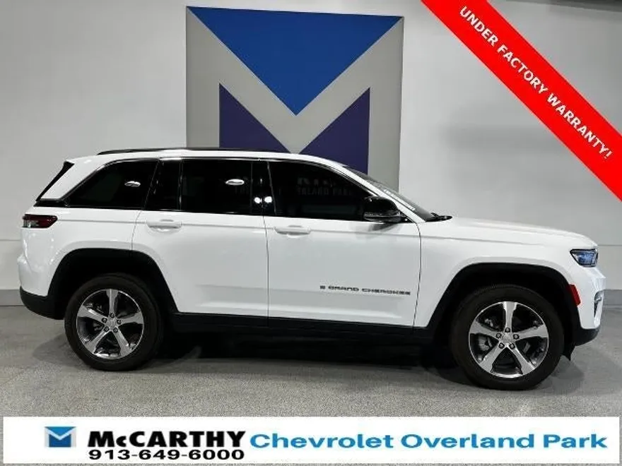 2023 Jeep Grand Cherokee Limited photo 1