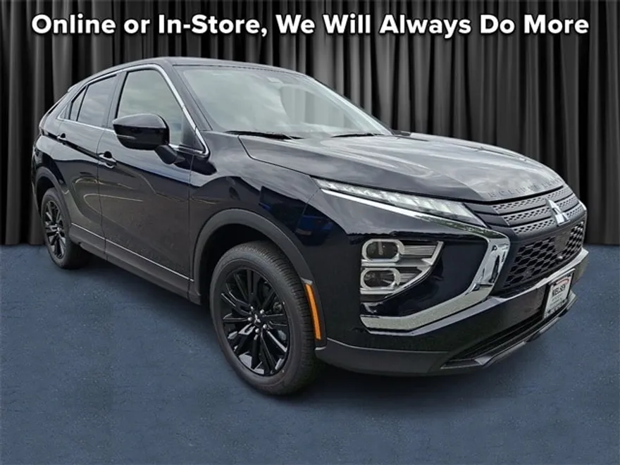 2025 Mitsubishi Eclipse Cross LE photo 1