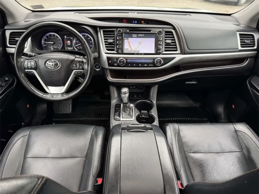 2018 Toyota Highlander Limited photo 1