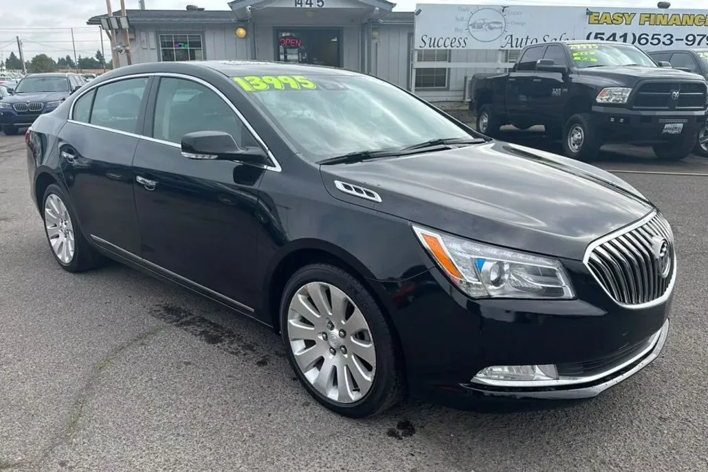 2016 Buick LaCrosse Leather photo 1