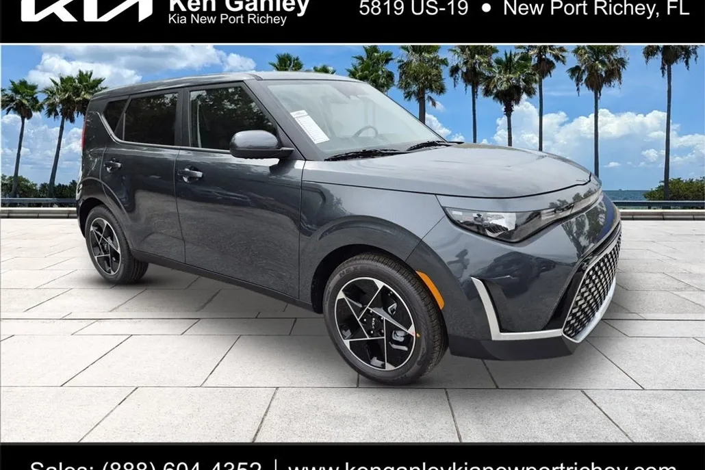 2025 Kia Soul EX photo 1