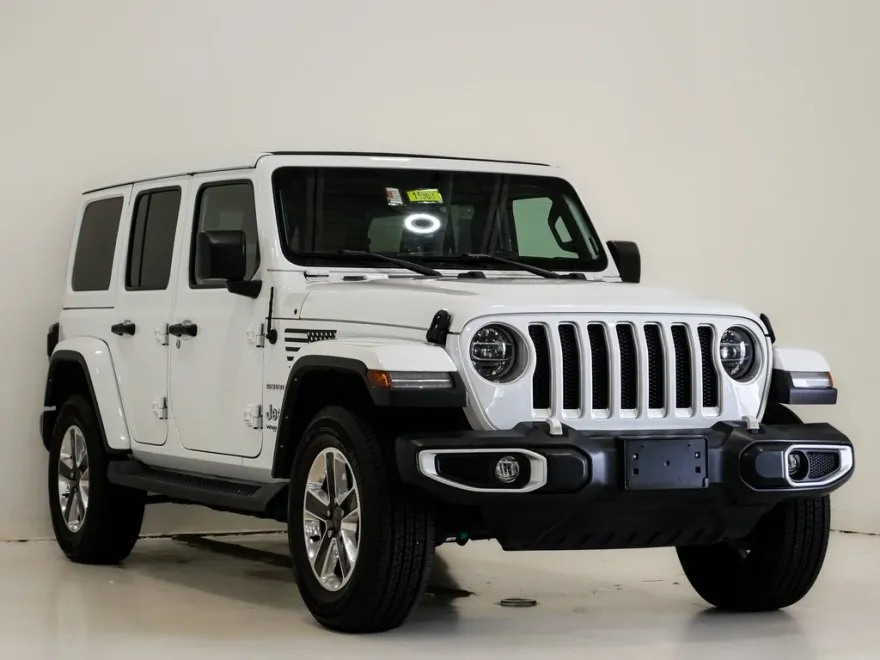 2021 Jeep Wrangler Unlimited Sahara photo 1