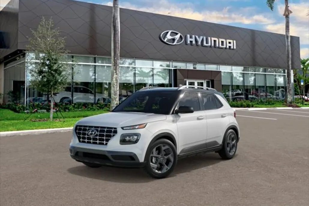 2025 Hyundai Venue Limited photo 1