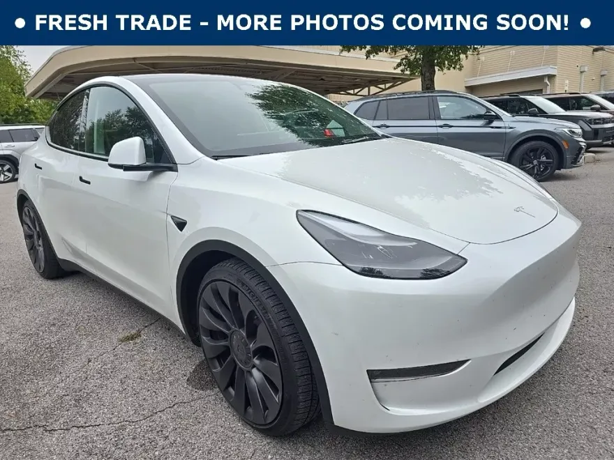 2024 Tesla Model Y Performance photo 1