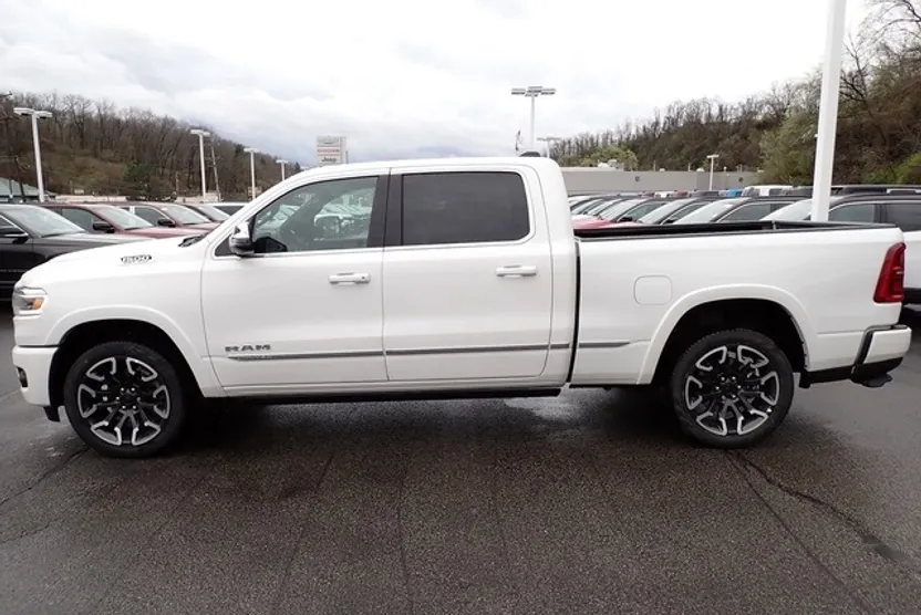2025 Ram 1500 Limited photo 1