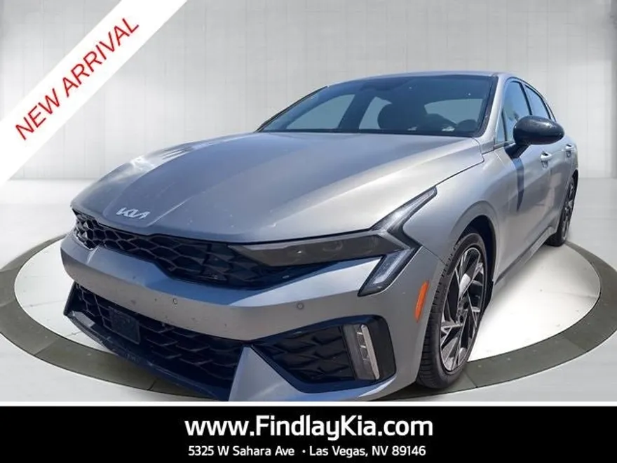 2025 Kia K5 GT-Line photo 1