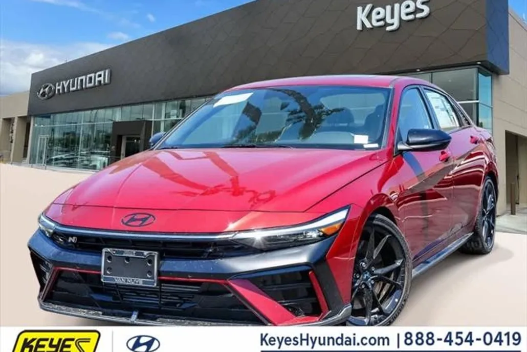2025 Hyundai Elantra N photo 1