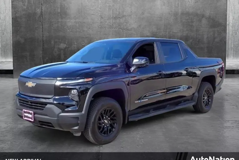 2024 Chevrolet Silverado EV Work Truck photo 1