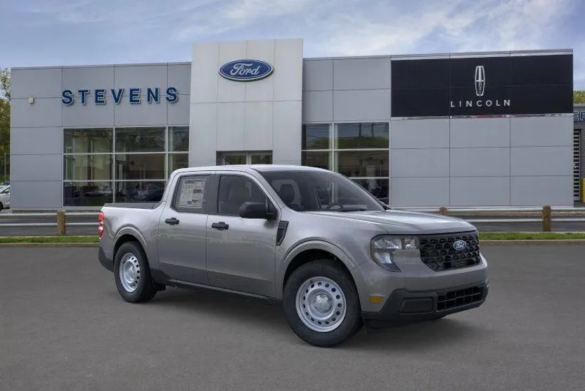 2025 Ford Maverick XL photo 1