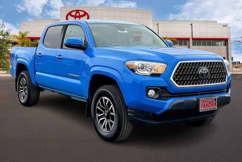 2020 Toyota Tacoma SR5 photo 1
