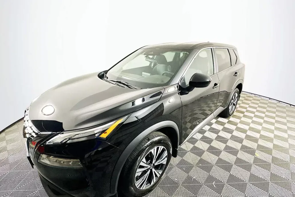 2023 Nissan Rogue SV photo 1