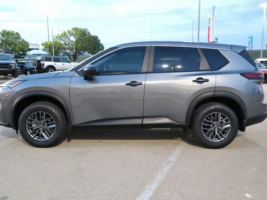2026 Nissan Rogue S photo 1