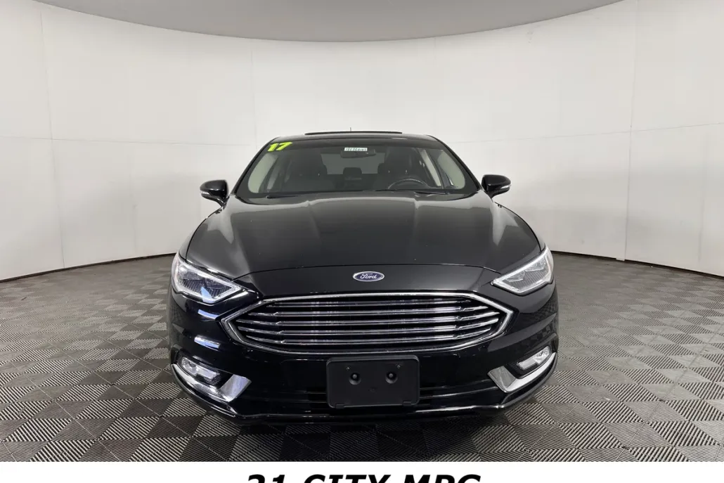 2017 Ford Fusion SE photo 1