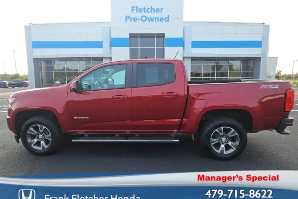 2017 Chevrolet Colorado Z71 photo 1