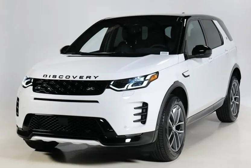 2024 Land Rover Discovery Sport SE photo 1