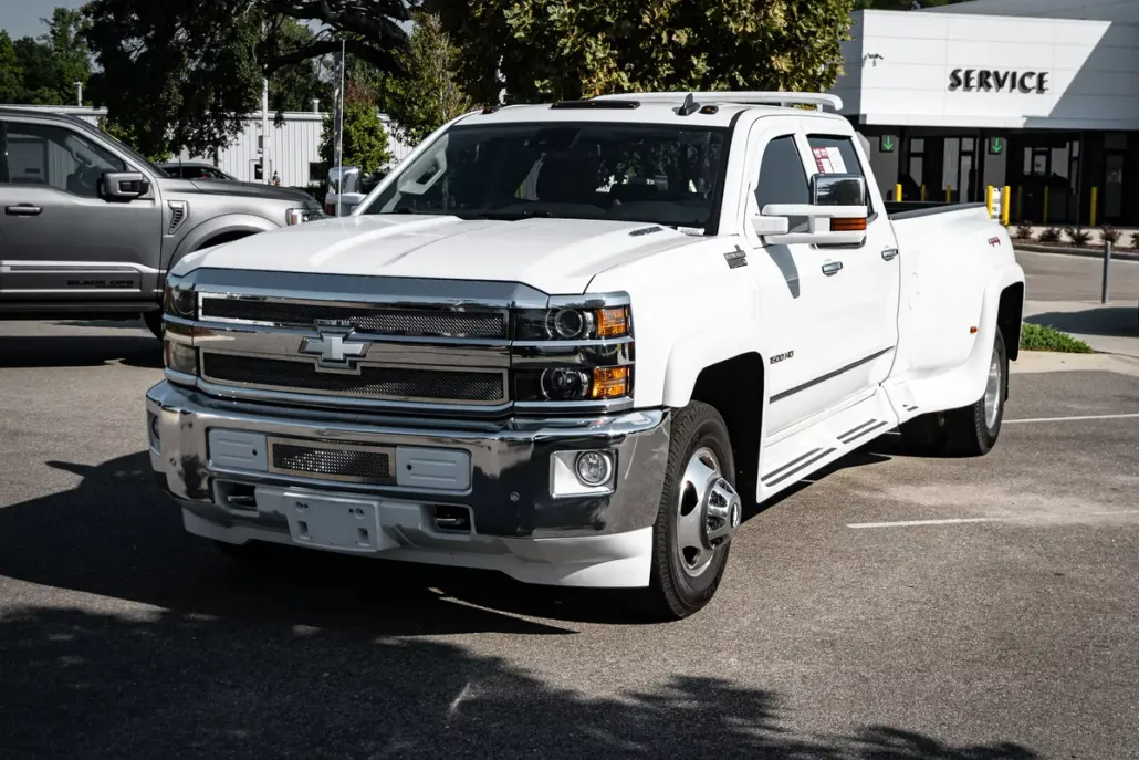 2016 Chevrolet Silverado 3500HD LTZ photo 1