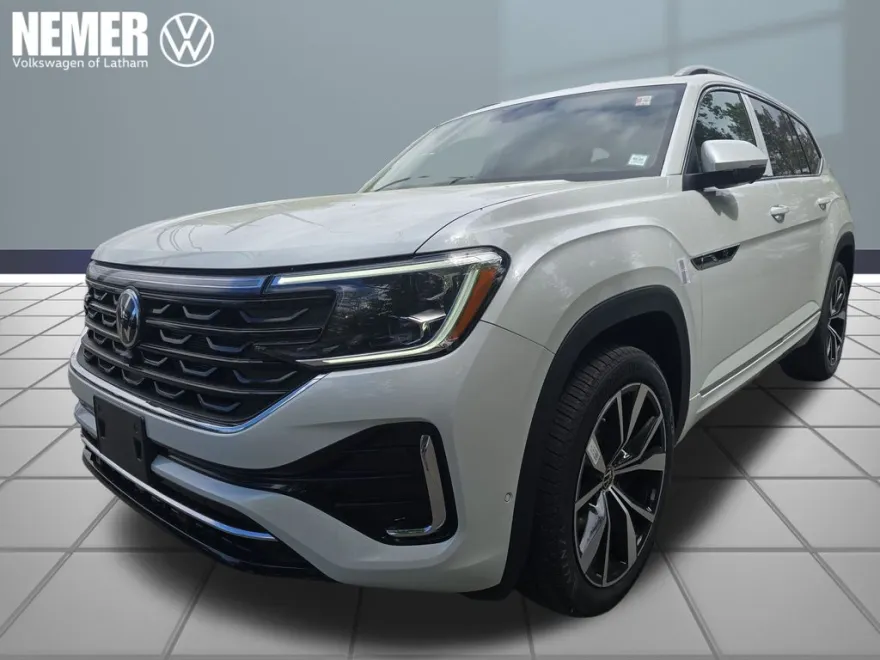 2025 Volkswagen Atlas SEL Premium R-Line photo 1