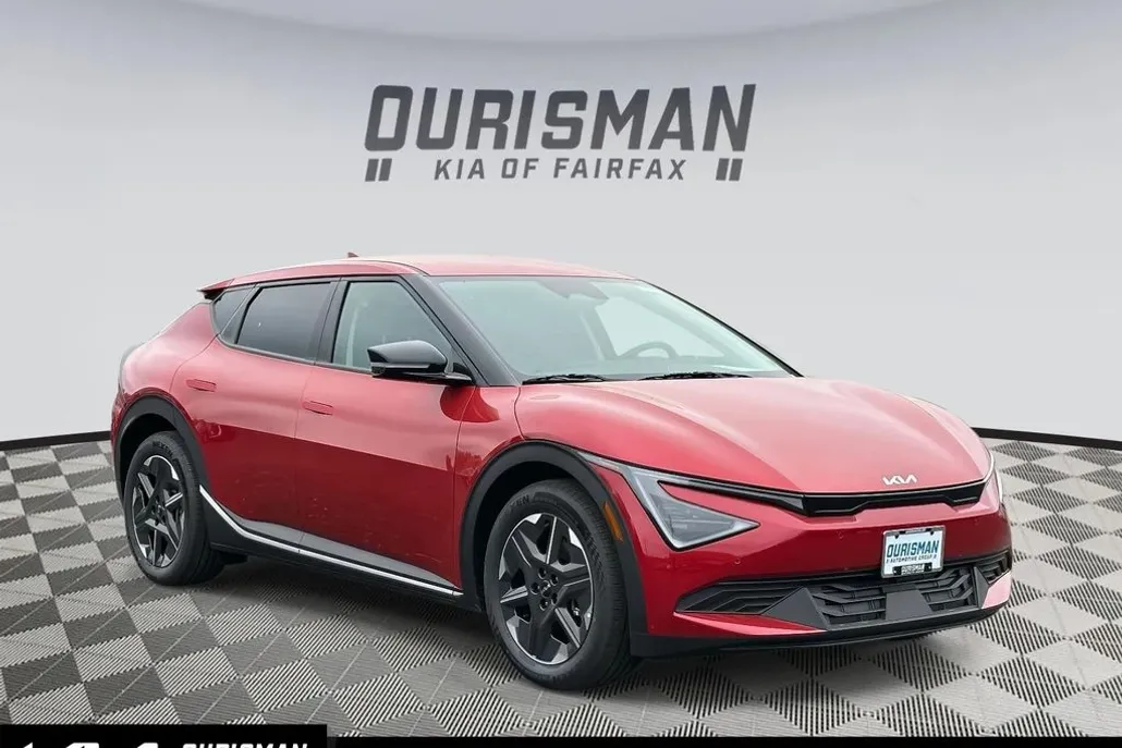 2025 Kia EV6 Light photo 1