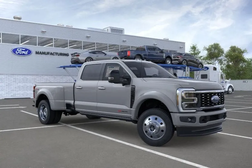 2026 Ford F-450 photo 1