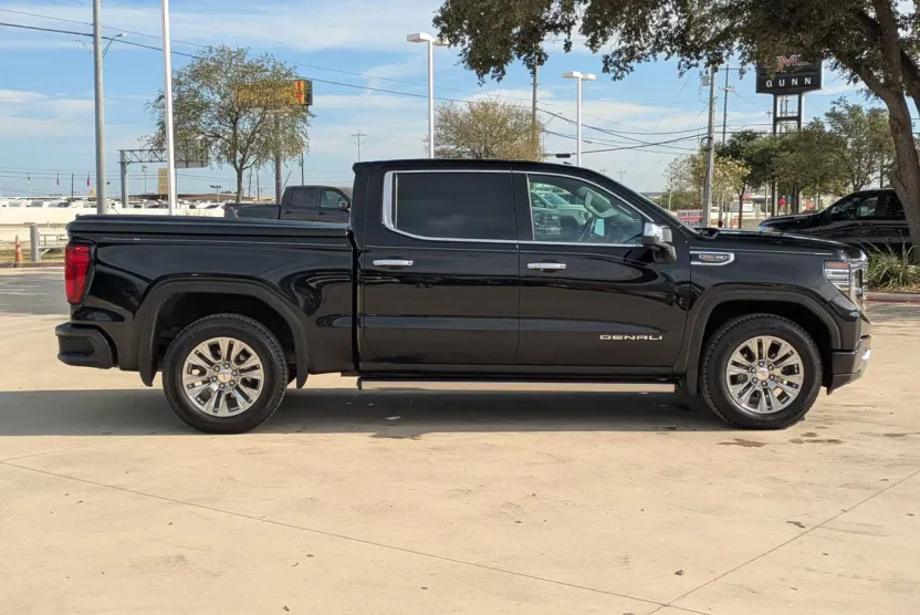 2023 Gmc Sierra 1500 Denali photo 1