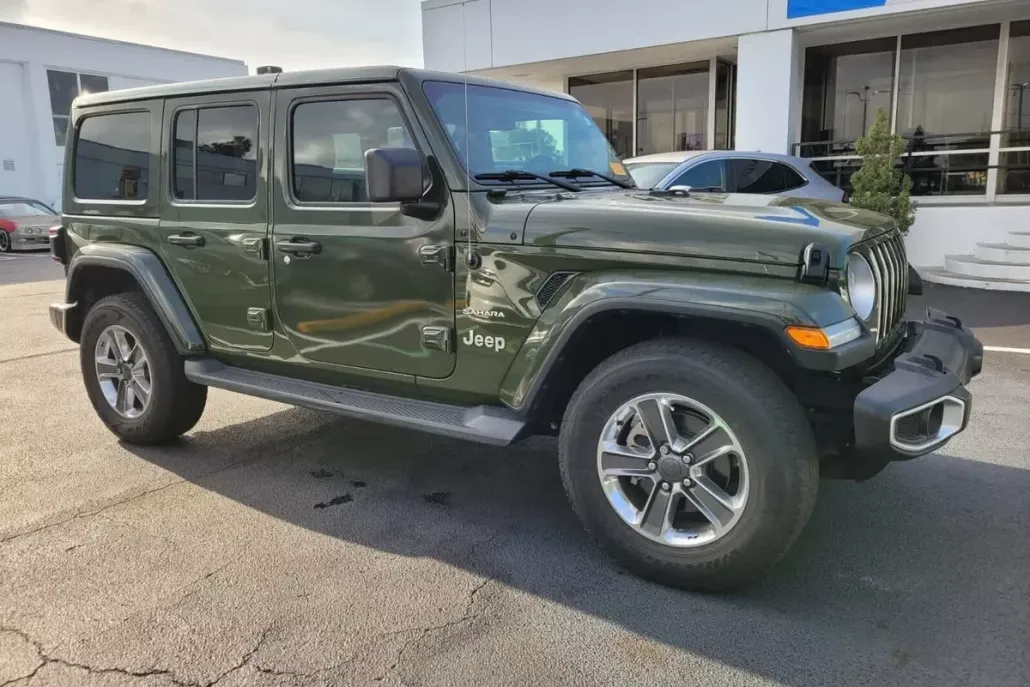2021 Jeep Wrangler Unlimited Sahara photo 1