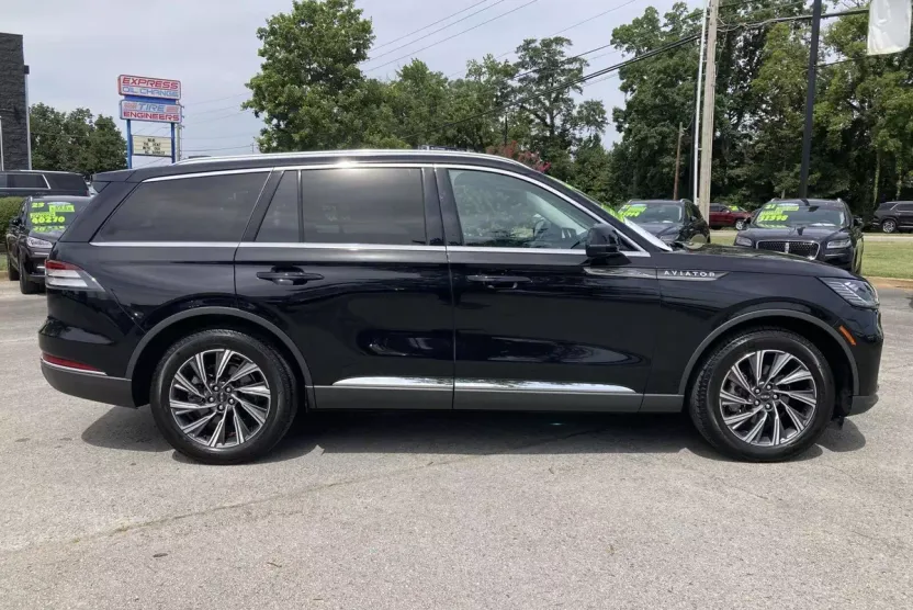 2025 Lincoln Aviator Premiere photo 1