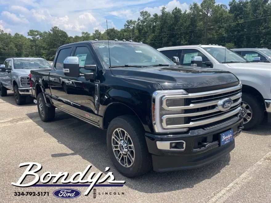 2025 Ford F-250 Platinum photo 1