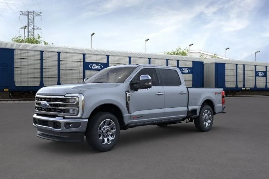 2025 Ford F-350 King Ranch photo 1